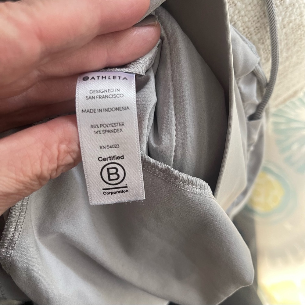 Athleta Sutton Jogger Cargo Pants Silver Gray Travel Minimalist Size 0 - Picture 8 of 10